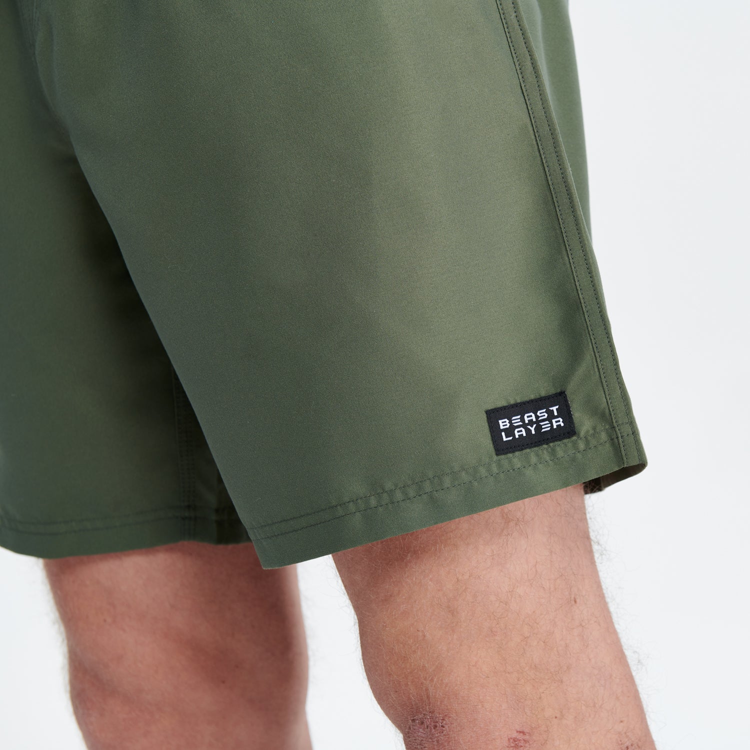 Essential Amph Mountain & Sea Volley Shorts 17" - Army Green